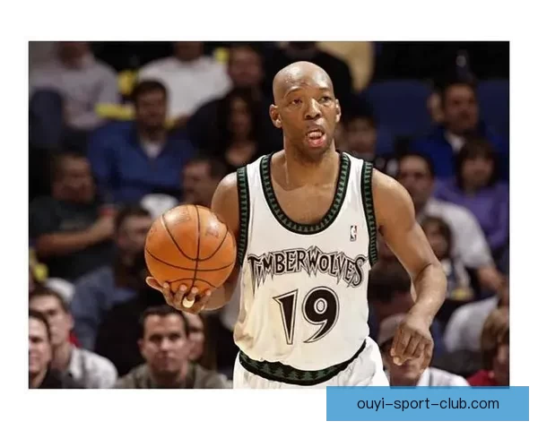 布朗谈森林狼末节小阵容表现：我本能更耐心应对比赛