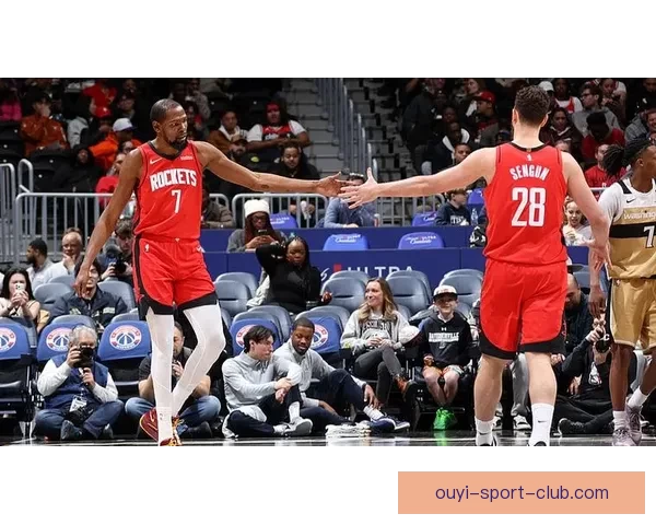 莱昂纳德透露手腕伤痛曾考虑让加兰投关键球 投中准绝杀背后是日复一日的刻苦训练