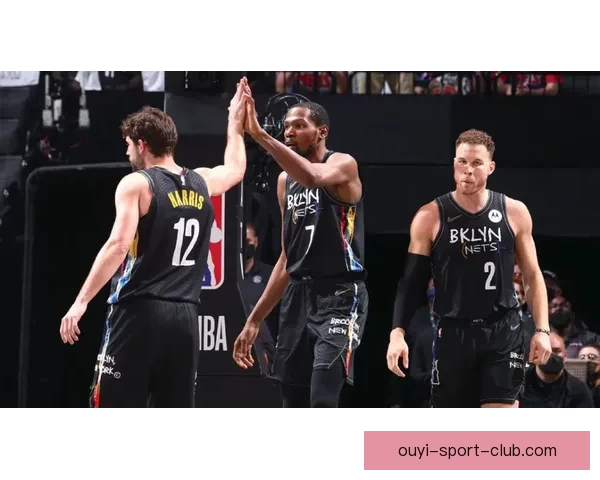 基米希：凯恩即使受伤也坚持出战为球队拼尽全力