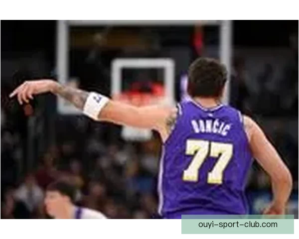 林书豪解析东契奇进攻特点偏爱左侧单打与标志性后撤步技巧