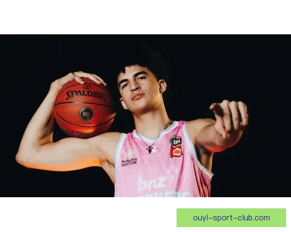 Shams：卡里姆洛佩兹参选有望首轮被选中创造墨西哥裔历史